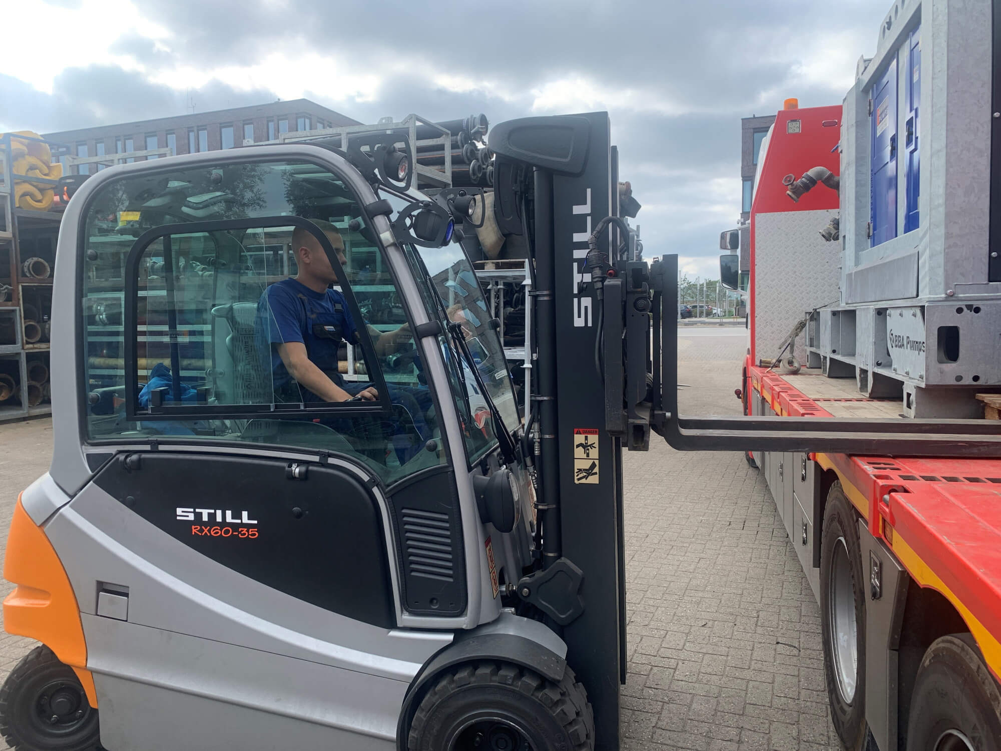 heftruck1.jpg